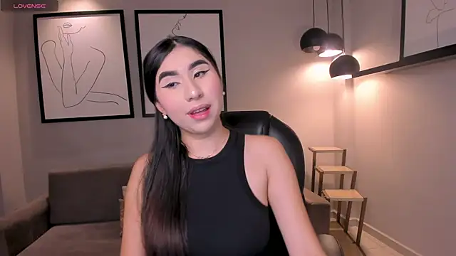 Snapshot of MayaMoretti_ chatting on 10-10-25, 03:49 MayaMoretti online show from 10-10-25, 03:49