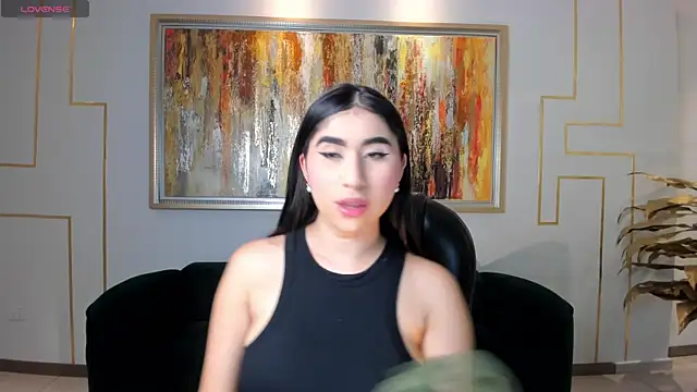 Snapshot of MayaMoretti_ chatting on 10-14-25, 03:18 MayaMoretti online show from 10-14-25, 03:18