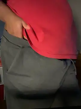 Snapshot of bunbun420247 chatting on 11-21-25, 02:32 bunbun420247 online show from 11-21-25, 02:32