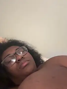 bunbun420247 online show from 12-02-25, 07:57