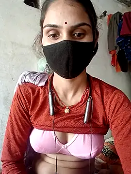 Snapshot of Nishaa_ji chatting on 12-15-25, 07:45 Nishaa ji online show from 12-15-25, 07:45