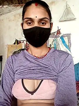 Snapshot of Nishaa_ji chatting on 12-16-25, 07:35 Nishaa ji online show from 12-16-25, 07:35