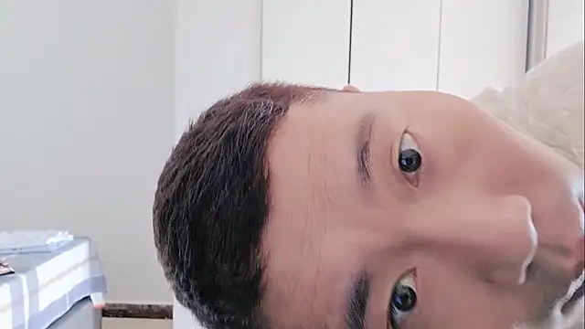 Snapshot of Buryerry-B chatting on 09-21-25, 02:13 Buryerry-B online show from 09-21-25, 02:13