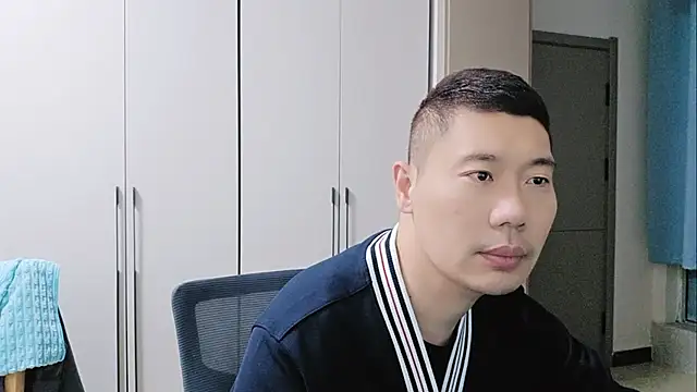 Snapshot of Buryerry-B chatting on 09-22-25, 08:55 Buryerry-B online show from 09-22-25, 08:55