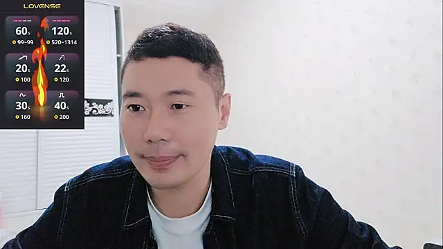 Snapshot of Buryerry-B chatting on 09-24-25, 02:48 Buryerry-B online show from 09-24-25, 02:48