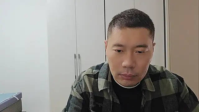 Snapshot of Buryerry-B chatting on 10-02-25, 11:23 Buryerry-B online show from 10-02-25, 11:23