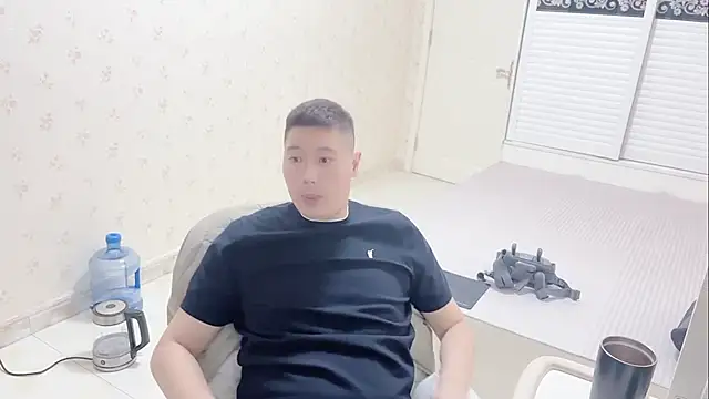 Snapshot of Buryerry-B chatting on 11-14-25, 10:58 Buryerry-B online show from 11-14-25, 10:58