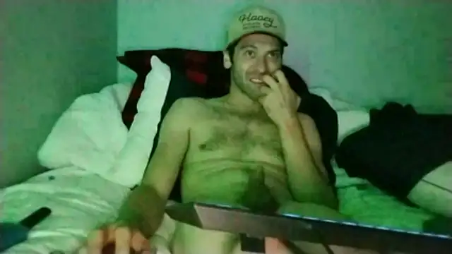 jerm16904 online show from 10-22-25, 04:02