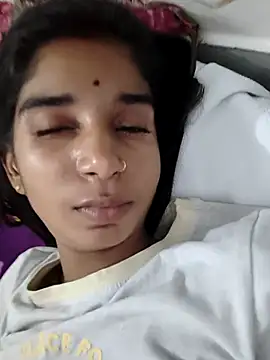 Hot-Soniya2 online show from 09-28-25, 09:53