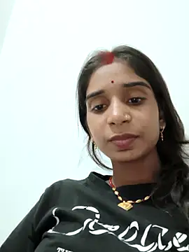 Hot-Soniya2 online show from 10-25-25, 02:24