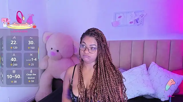 Hill Brownie online show from 11-28-25, 11:24