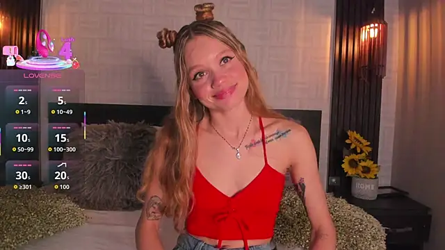 Brianna Bondd online show from 09-13-25, 01:22