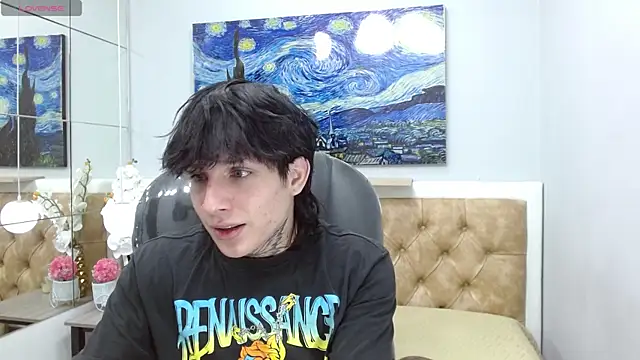 Iantwink18 online show from 12-17-25, 09:54