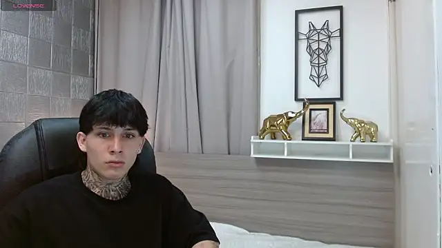 Iantwink18 online show from 02-12-26, 11:33