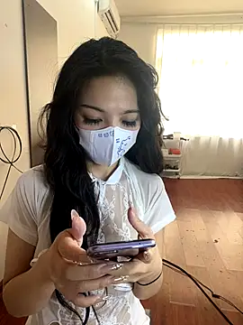 xiongmaobb online show from 10-16-25, 04:57