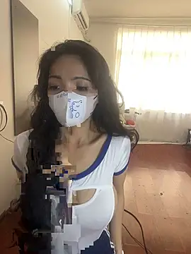 xiongmaobb online show from 10-18-25, 04:15