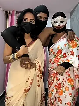 Family02 online show from 02-13-26, 05:20