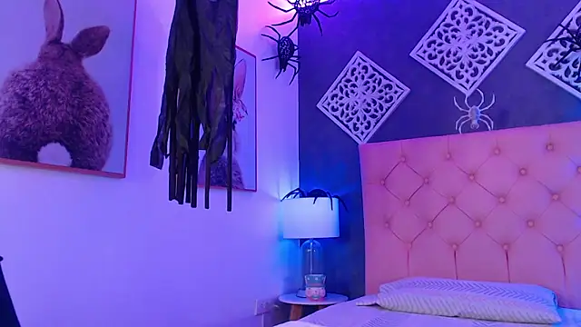 Maia Reficco online show from 10-20-25, 12:16