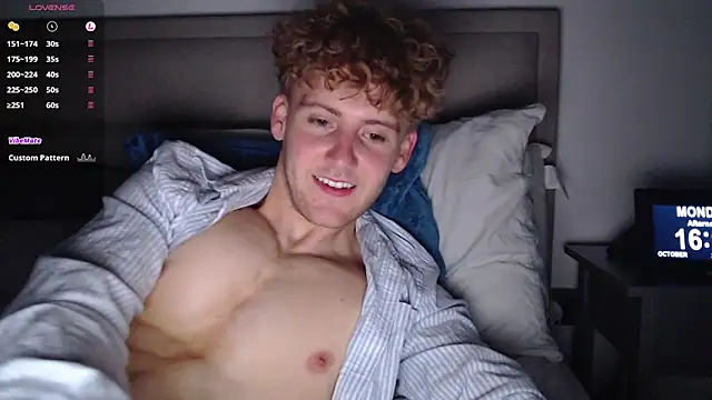 Snapshot of DominantAlex18 chatting on 10-20-25, 03:12 DominantAlex18 online show from 10-20-25, 03:12