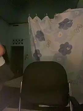 Fin-xinh18 online show from 10-16-25, 03:46