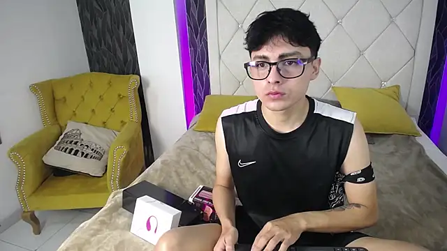 SamuFOXXX online show from 09-30-25, 08:36