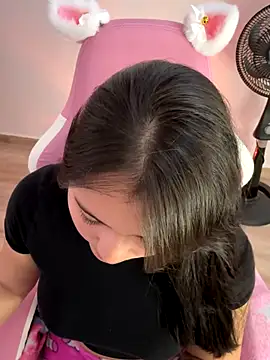 Angeldusttt online show from 10-22-25, 05:13