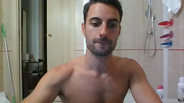 Amicisegreti online show from 10-04-25, 06:50