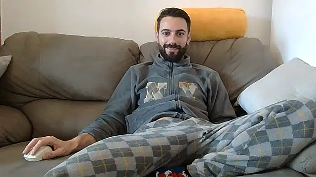 Snapshot of Amicisegreti chatting on 03-05-26, 09:49 Amicisegreti online show from 03-05-26, 09:49