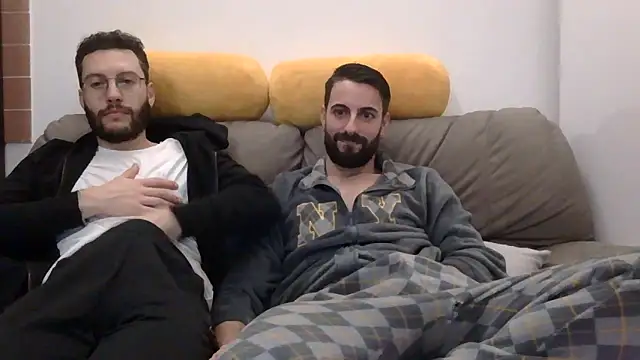 Snapshot of Amicisegreti chatting on 03-06-26, 09:55 Amicisegreti online show from 03-06-26, 09:55