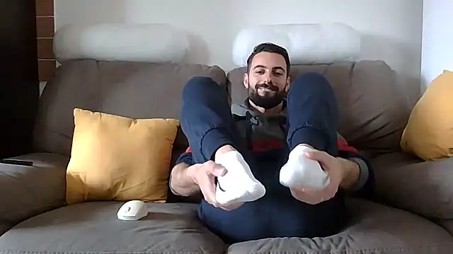 Snapshot of Amicisegreti chatting on 04-02-26, 10:46 Amicisegreti online show from 04-02-26, 10:46