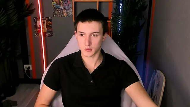 David  Diamond online show from 11-18-25, 03:49