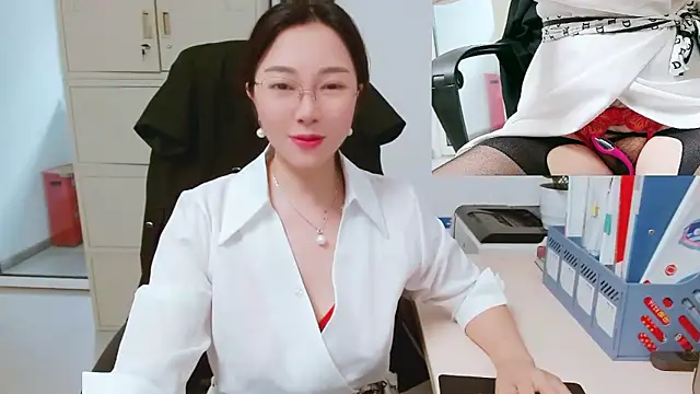 OL-Lily online show from 10-04-25, 02:31