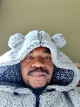 Cianda24 online show from 12-15-25, 06:39