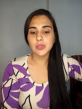 Snapshot of kariciasecreta chatting on 09-12-25, 01:28 kariciasecreta online show from 09-12-25, 01:28