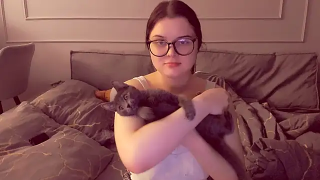 Snapshot of Isabellaprincess chatting on 11-11-25, 06:19 Isabellaprincess online show from 11-11-25, 06:19