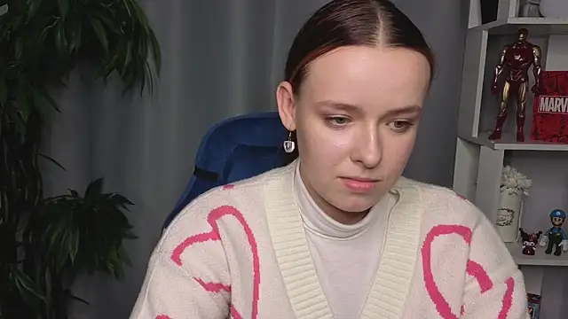 Snapshot of DorothyBurke chatting on 10-17-25, 01:46 DorothyBurke online show from 10-17-25, 01:46