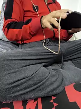 Snapshot of yazinyazin1 chatting on 11-22-25, 02:21 yazinyazin1 online show from 11-22-25, 02:21