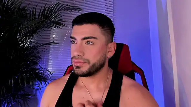 Alexander Diiaz online show from 10-10-25, 01:10