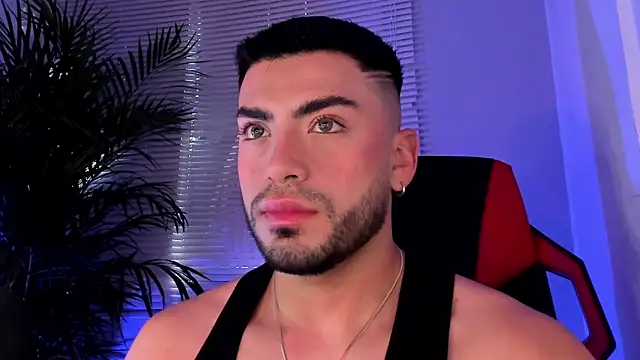 Alexander Diiaz online show from 10-13-25, 12:16