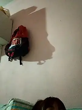 Snapshot of isabella931054 chatting on 09-28-25, 09:47 isabella931054 online show from 09-28-25, 09:47