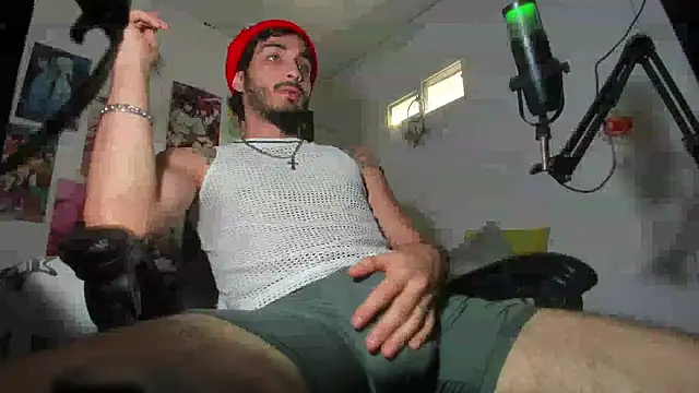 LovexJuxn  online show from 11-20-25, 06:29