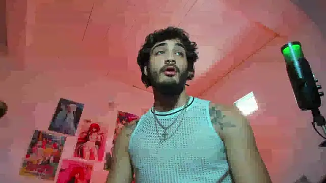 LovexJuxn  online show from 12-15-25, 04:00