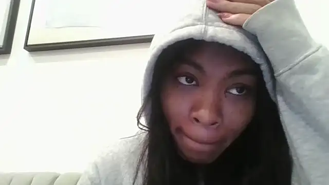 Snapshot of Idonotcherishu chatting on 10-18-25, 01:08 Idonotcherishu online show from 10-18-25, 01:08