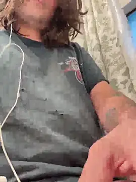 Snapshot of crashnasty chatting on 10-19-25, 02:18 crashnasty online show from 10-19-25, 02:18