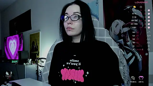 Snapshot of MargarettRose chatting on 02-10-26, 01:53 MargarettRose online show from 02-10-26, 01:53