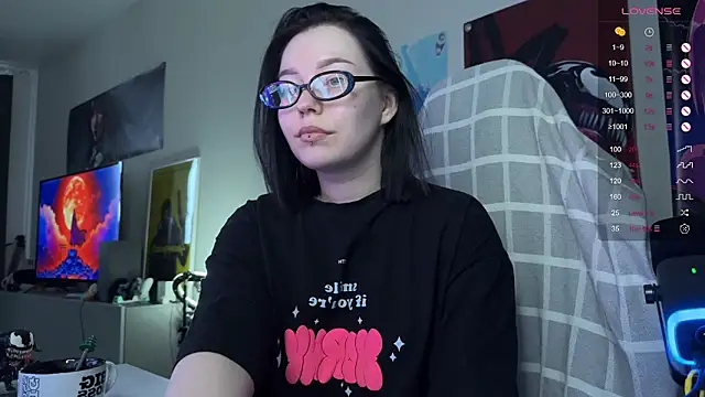 Snapshot of MargarettRose chatting on 02-18-26, 03:57 MargarettRose online show from 02-18-26, 03:57