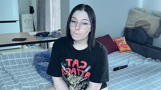 Snapshot of MargarettRose chatting on 02-20-26, 06:26 MargarettRose online show from 02-20-26, 06:26