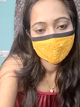 sweet-lily2 online show from 10-07-25, 05:26