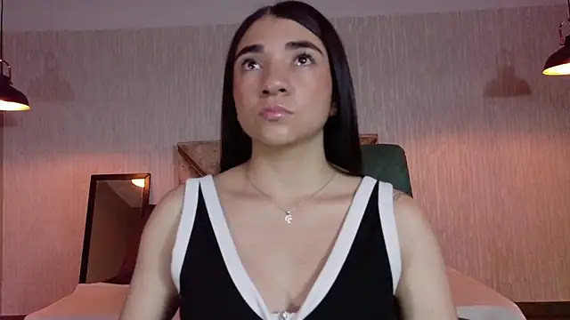 Aurora jones11 online show from 10-20-25, 03:29