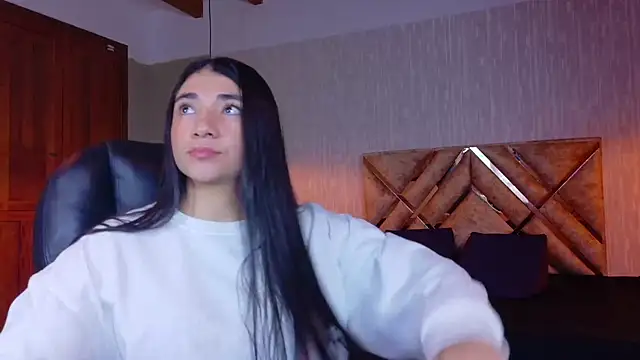 Aurora jones11 online show from 11-05-25, 03:50